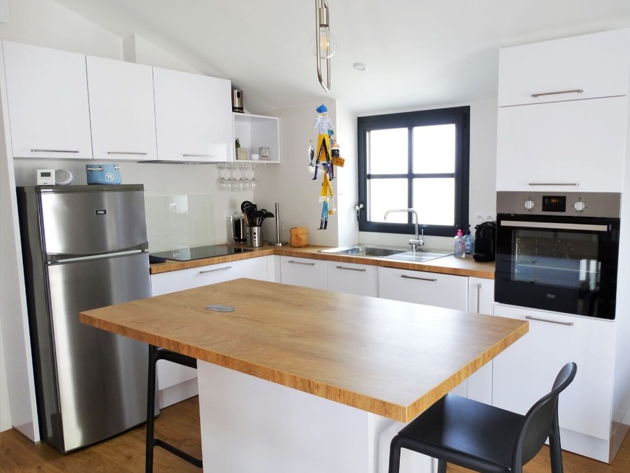 Cuisine avec îlot repas