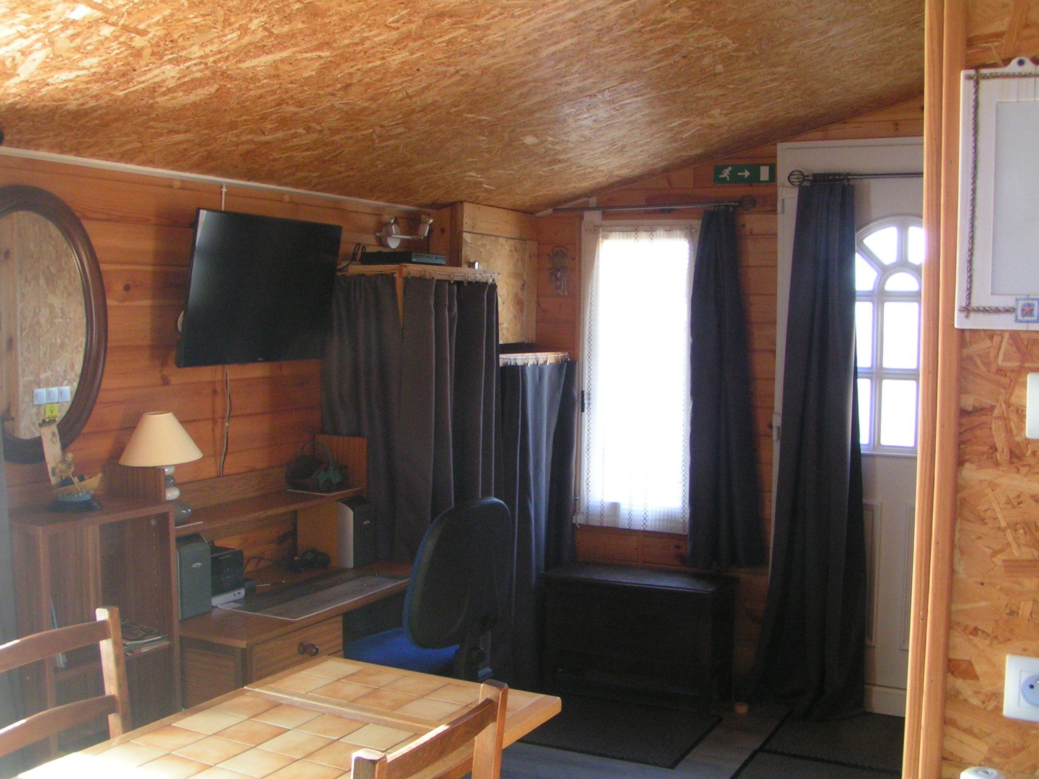 Chalet Mimosa office