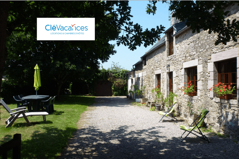 VUE DE L'ENSEMBLE DE LA LONGERE