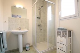 salle d'eau du rez de chaussée