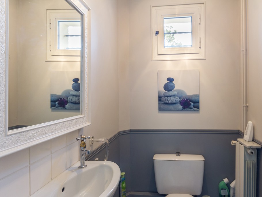 Toilets in the gite