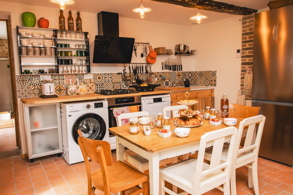 La cuisine pour la préparation des petits déjeuners faits maison Crédit photo Armel VRAC