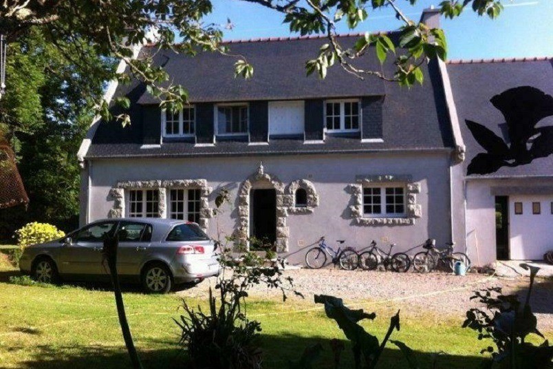 Maison Bretonne dans parc de 3000 M2
