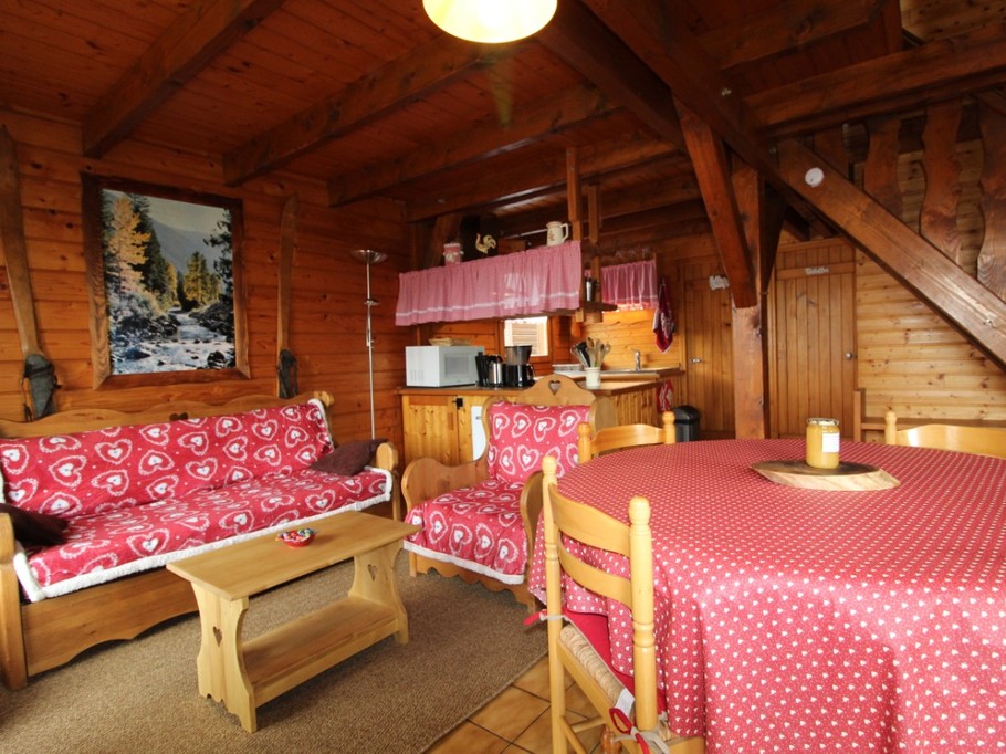 Salon séjour ouverts sur la cuisine - Chalet du Sotré à Xonrupt-Longemer