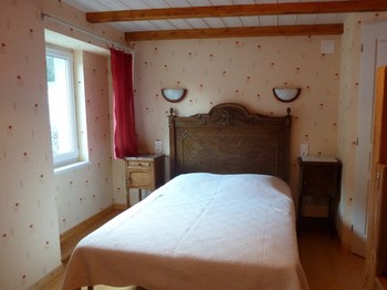 Chambre 4 pers - Apt. Coquelicots - Domaine Moulin des Courbières entre la Bresse et Gérardmer