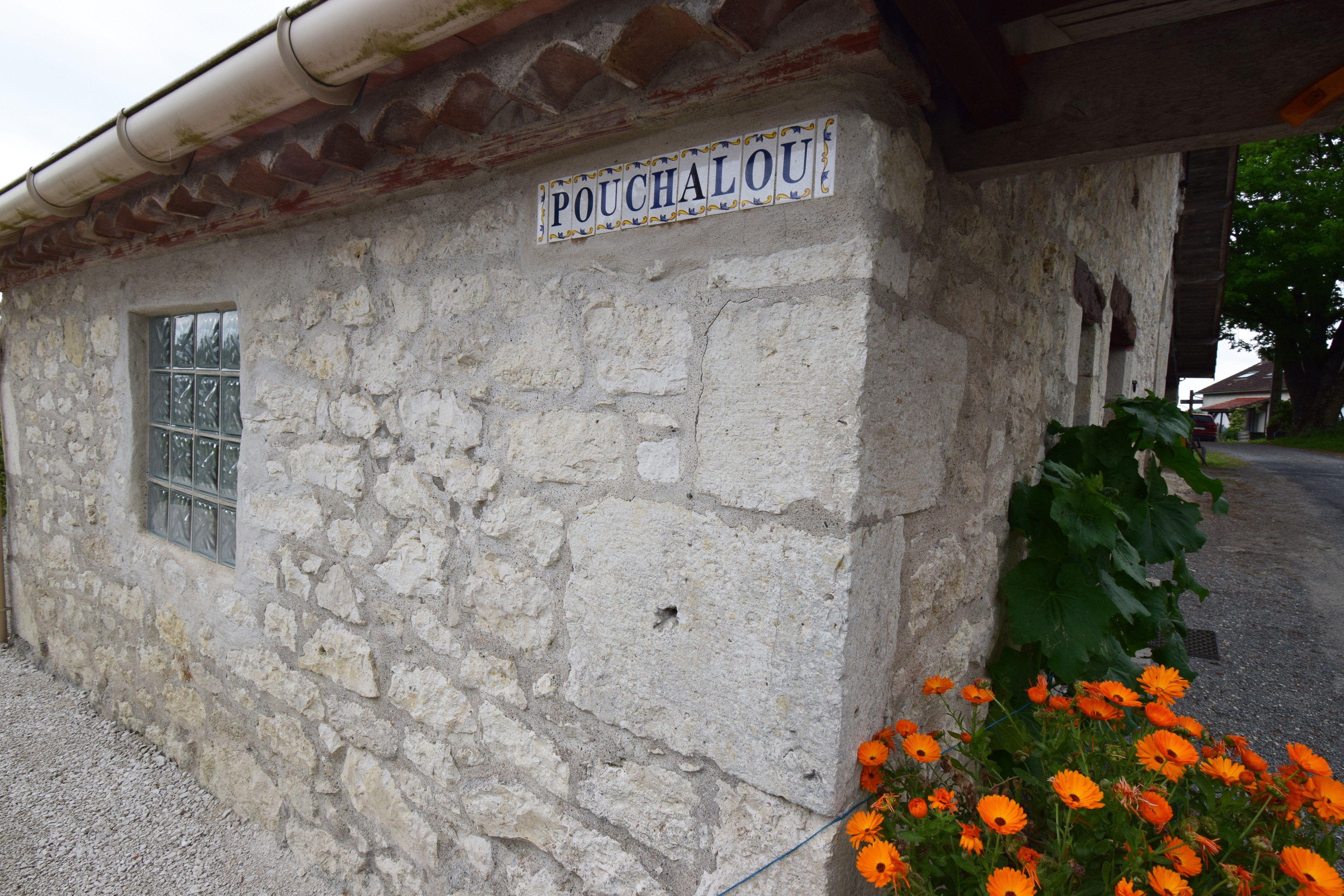 Pouchalou