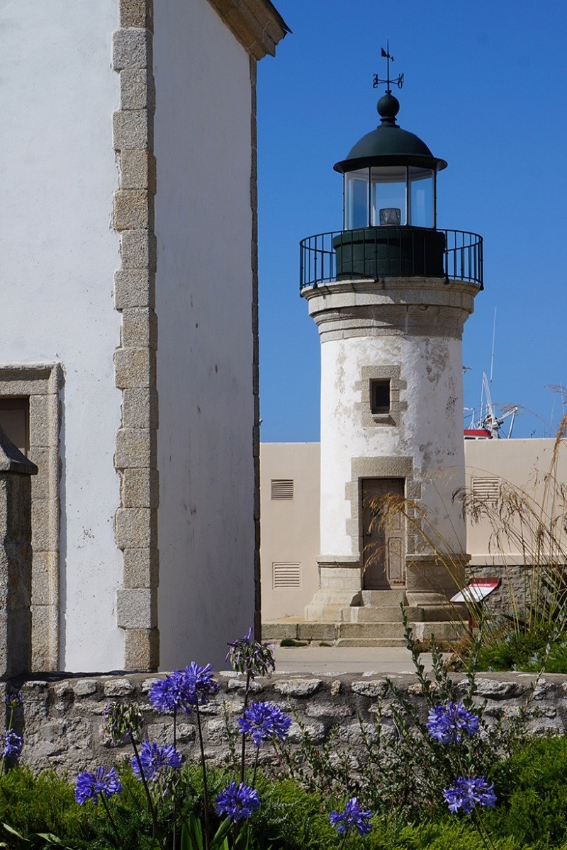 Small lighthouse at Treffiagat