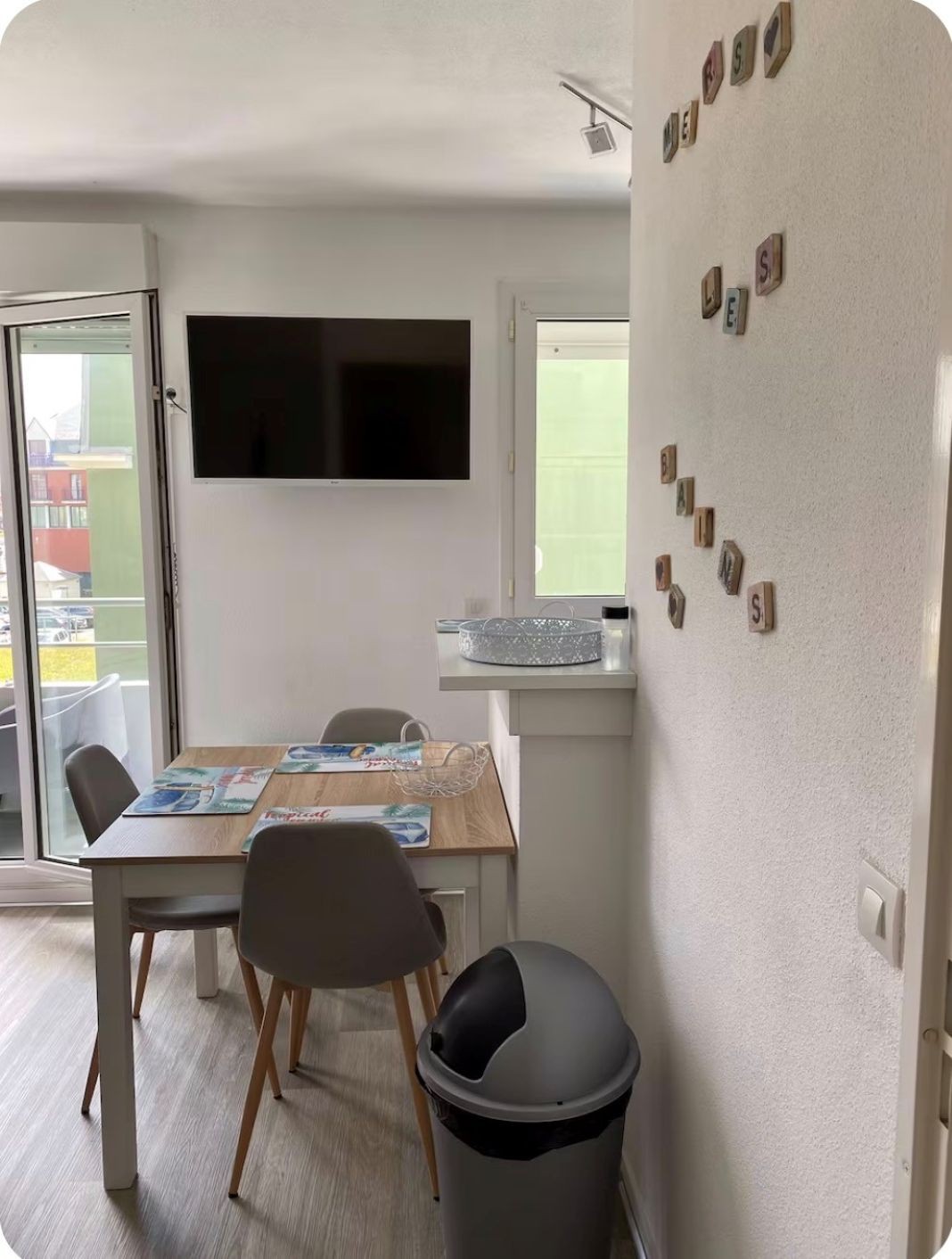 Cuisine et coin repas Mers les Bains Studio Trimaran Hauts de France