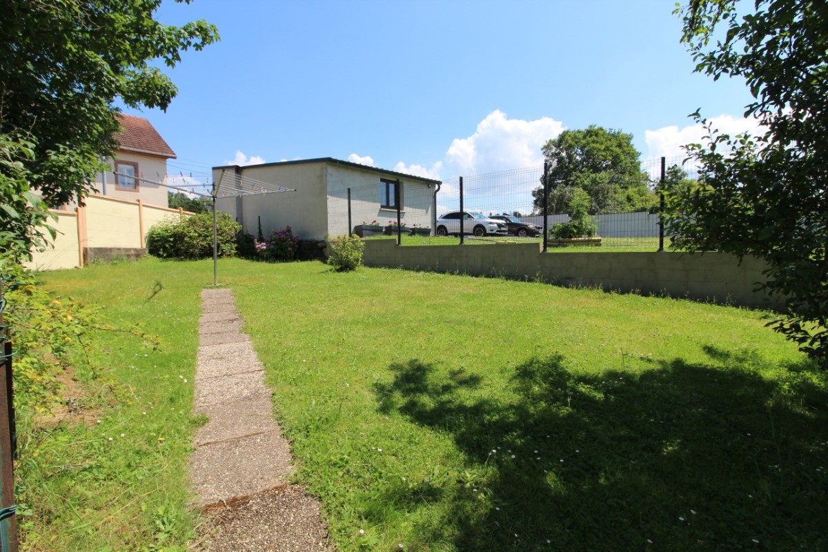 Outside - Appartement Chez Reine - Holiday rentals - Étival-Clairefontaine