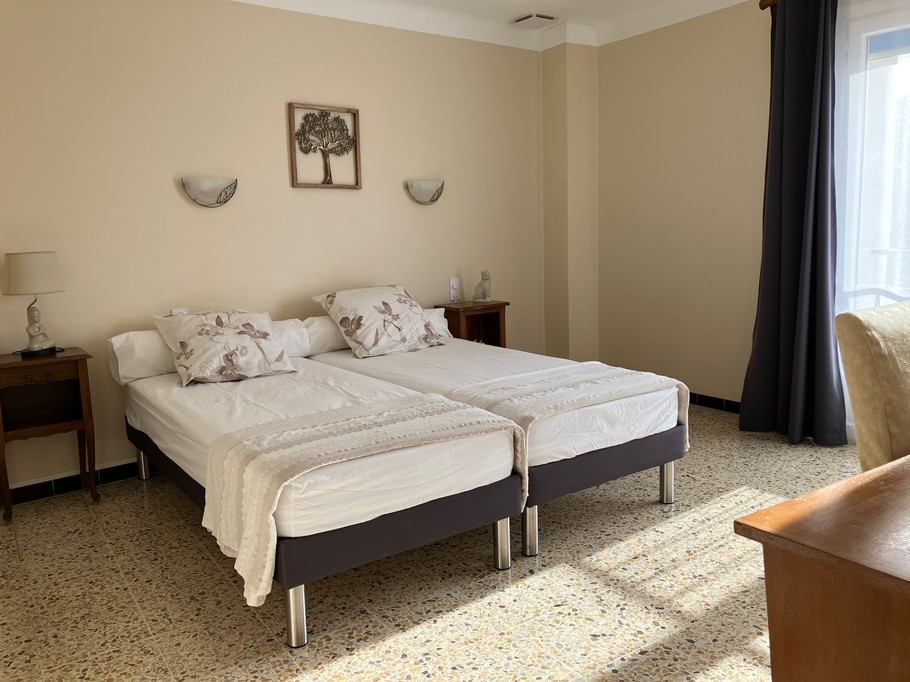 linge de lit 90X200 ou 180x200 fournis