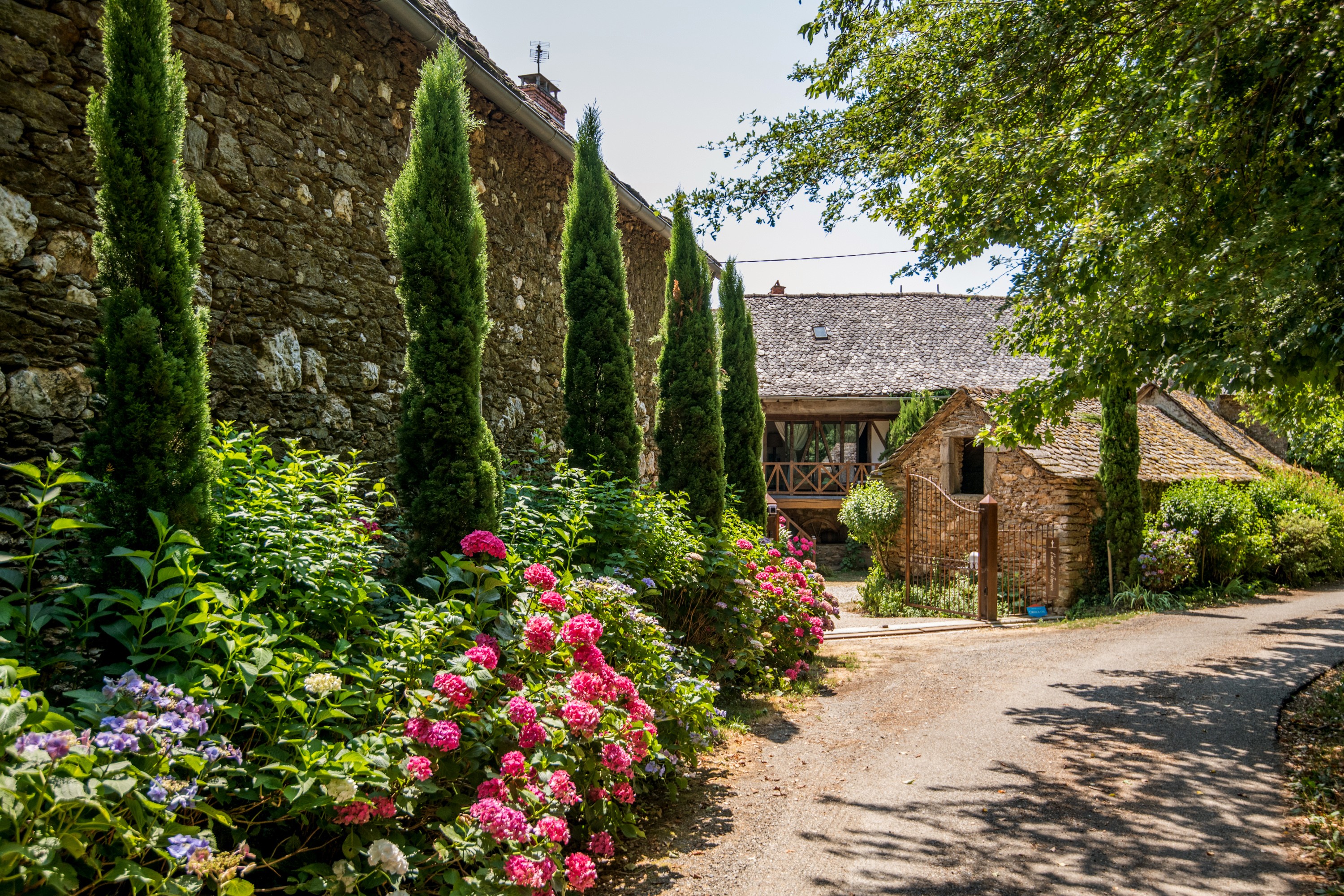 Allée d'accès a l'oustal