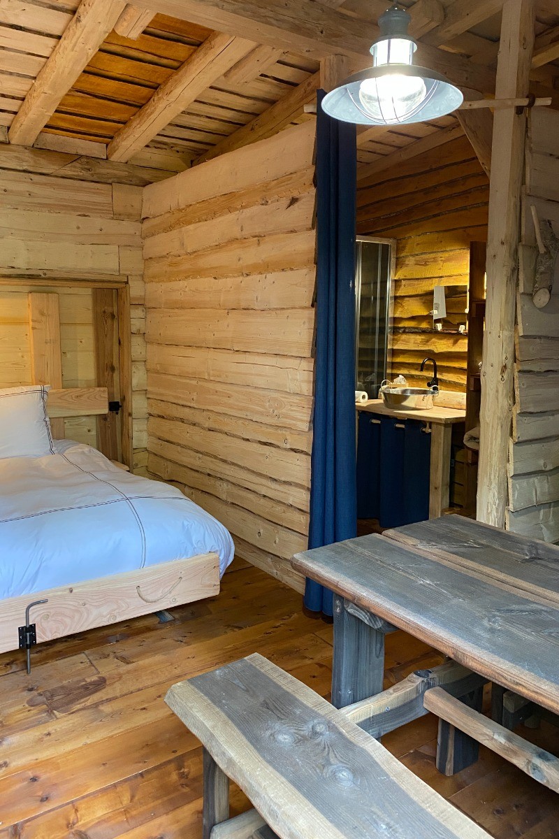 Chambre et salle d'eau, Cabane Galilée - Les Cabanes du Lac de Pierre Percée