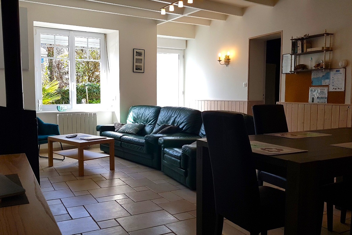 Maison de plain-pied. Grande pièce de vie avec salon et séjour.
Crédits photo : Clévacances Haute Bretagne