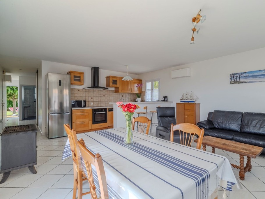 Gite "Rue de La Manne" avec jardin clos, proche de l'océan et des commerces à pieds, pour 5 personnes, Ste Marie de Ré, Ile de Ré