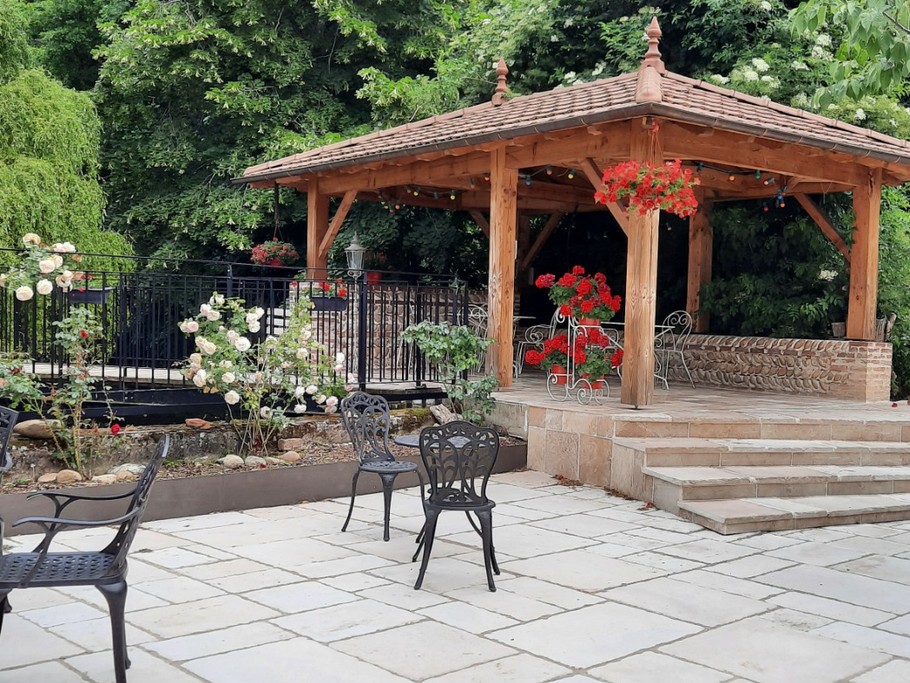 Gîte Moulin Piongo - Grande capacité et évènements mariages - extérieur