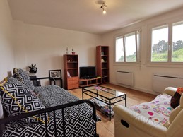 Salon TV avec couchage 2 personnes