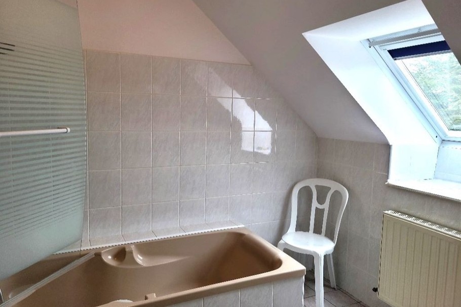 Location Planguenoual 6 pers, 3 chambres, Mme Hervé - salle de bain - Côtes d'Armor - Bretagne