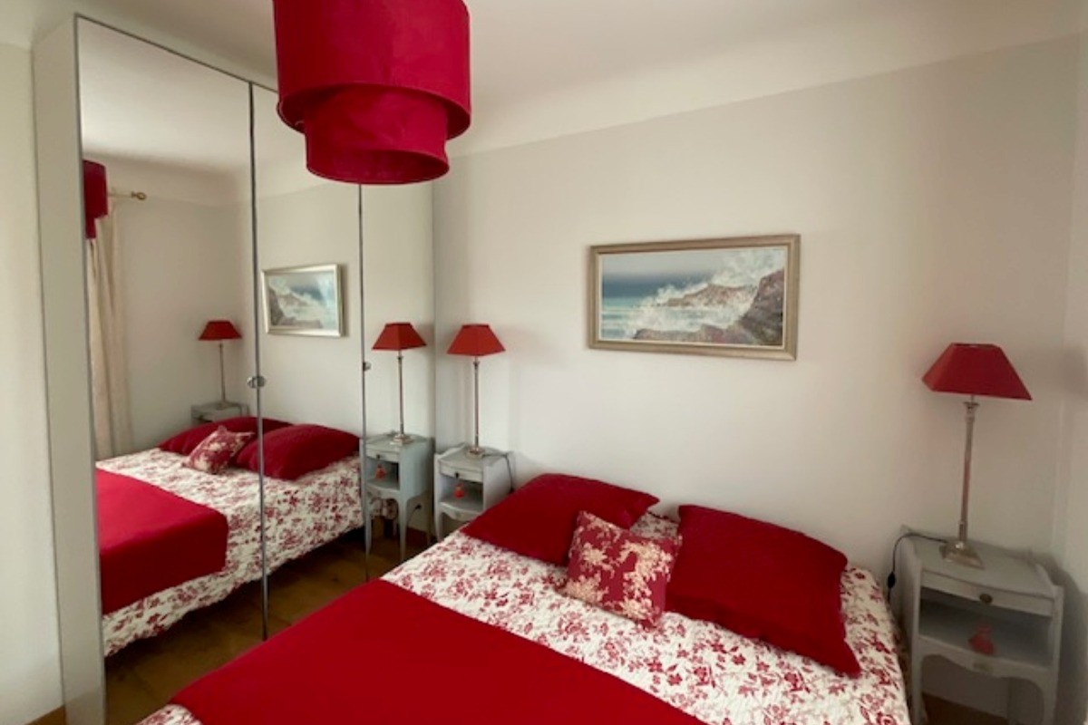La chambre - Appartement T2, Le Clos de la Buge (Sanary sur Mer, Var)