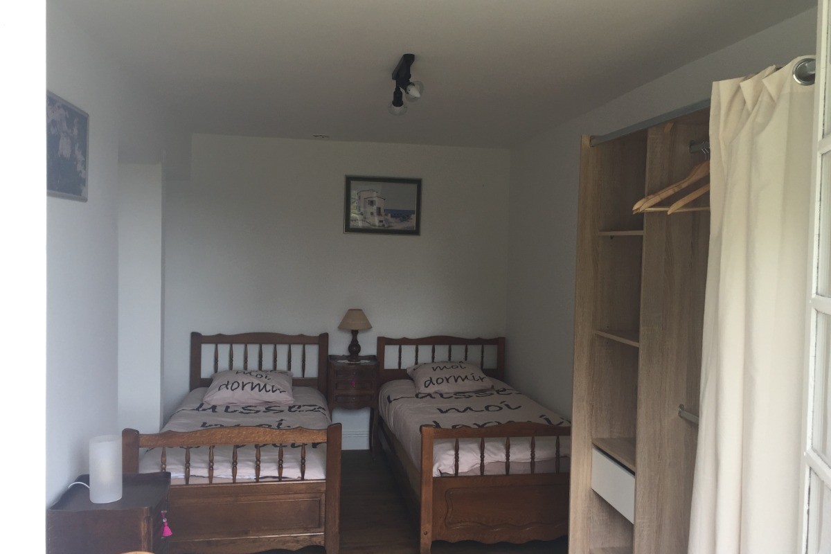 Chambre 2 lits 90