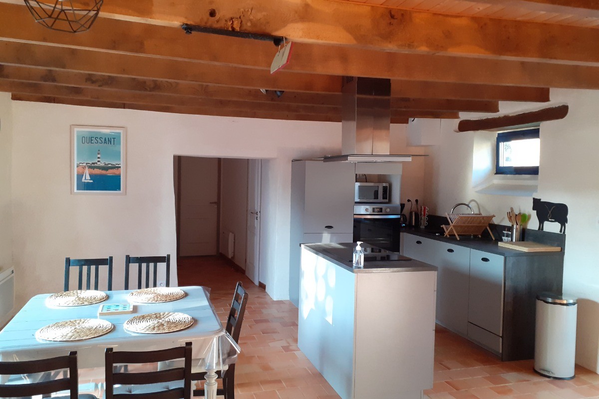 cuisine ouverte sur le coin repas