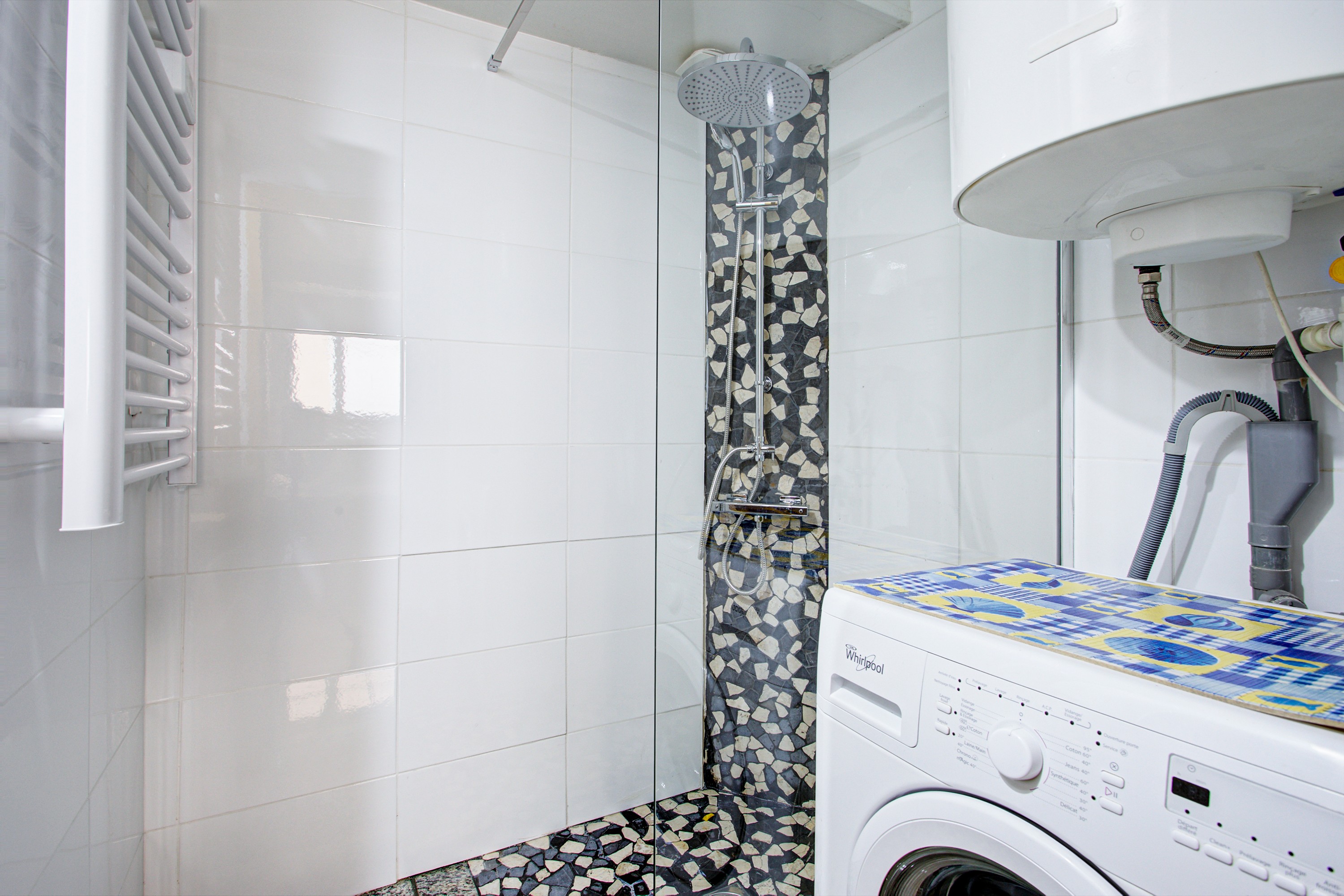 Salle d'eau suite parentale RDC