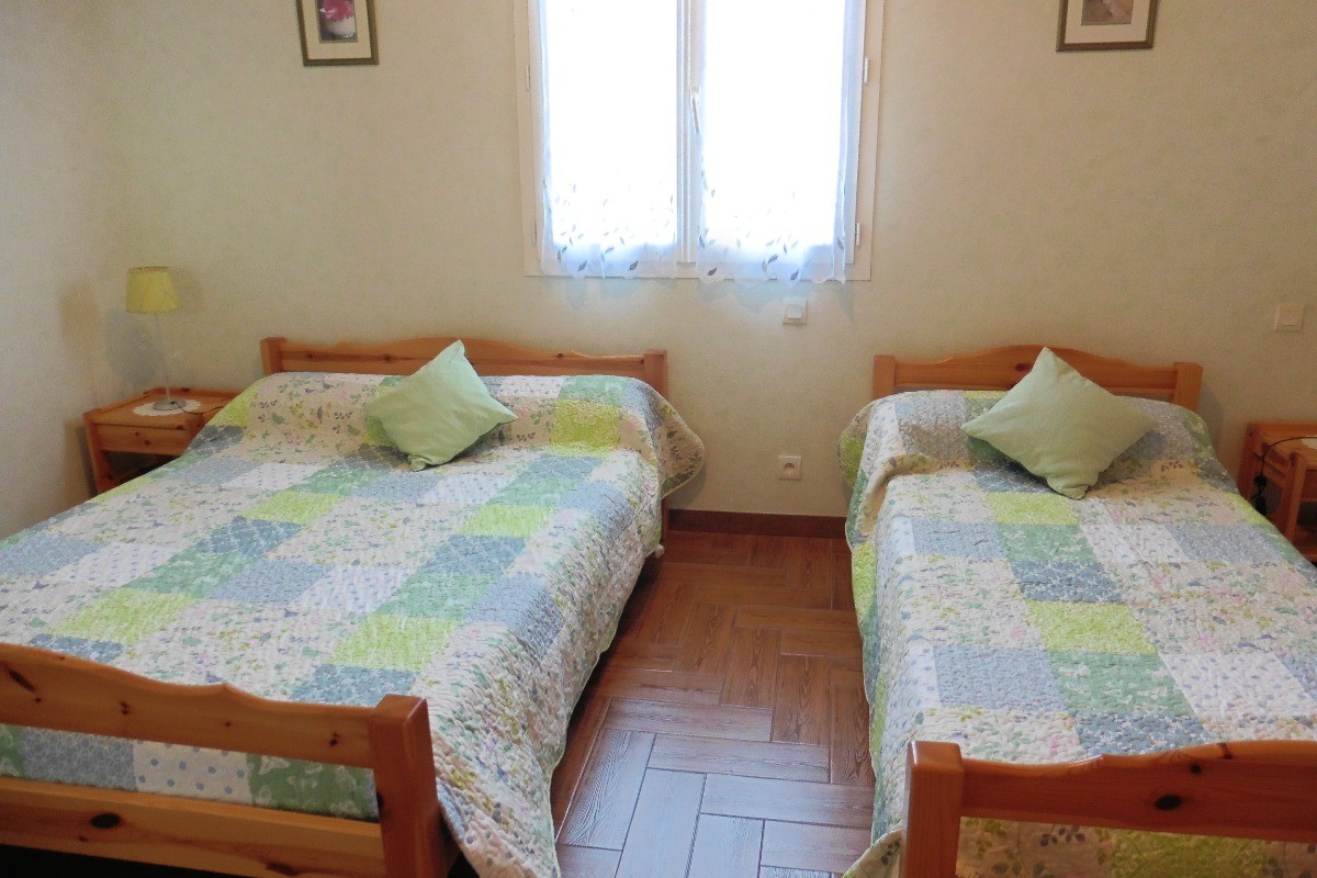 chambre lit 140 et lit 90