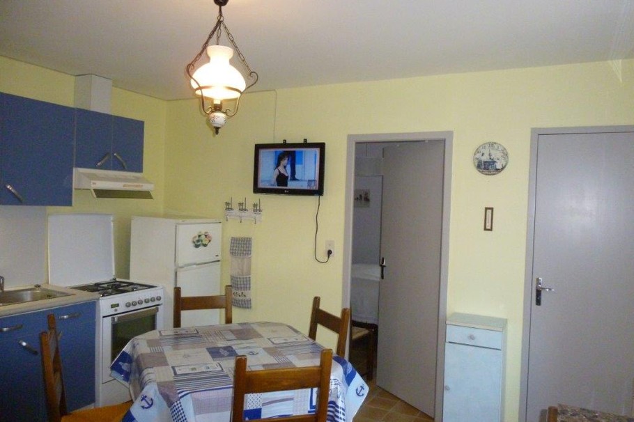 cuisine, salle à manger,salon,vue 2