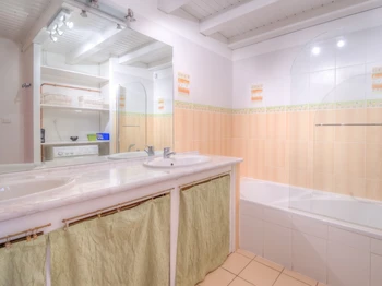 Photo n° 7 de la location