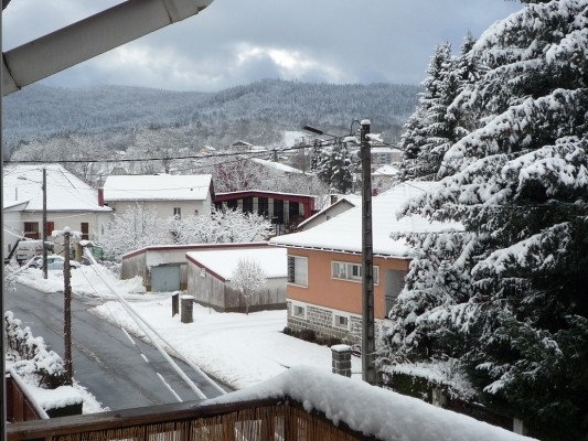 Sous la neige - Location Hans Le Thillot