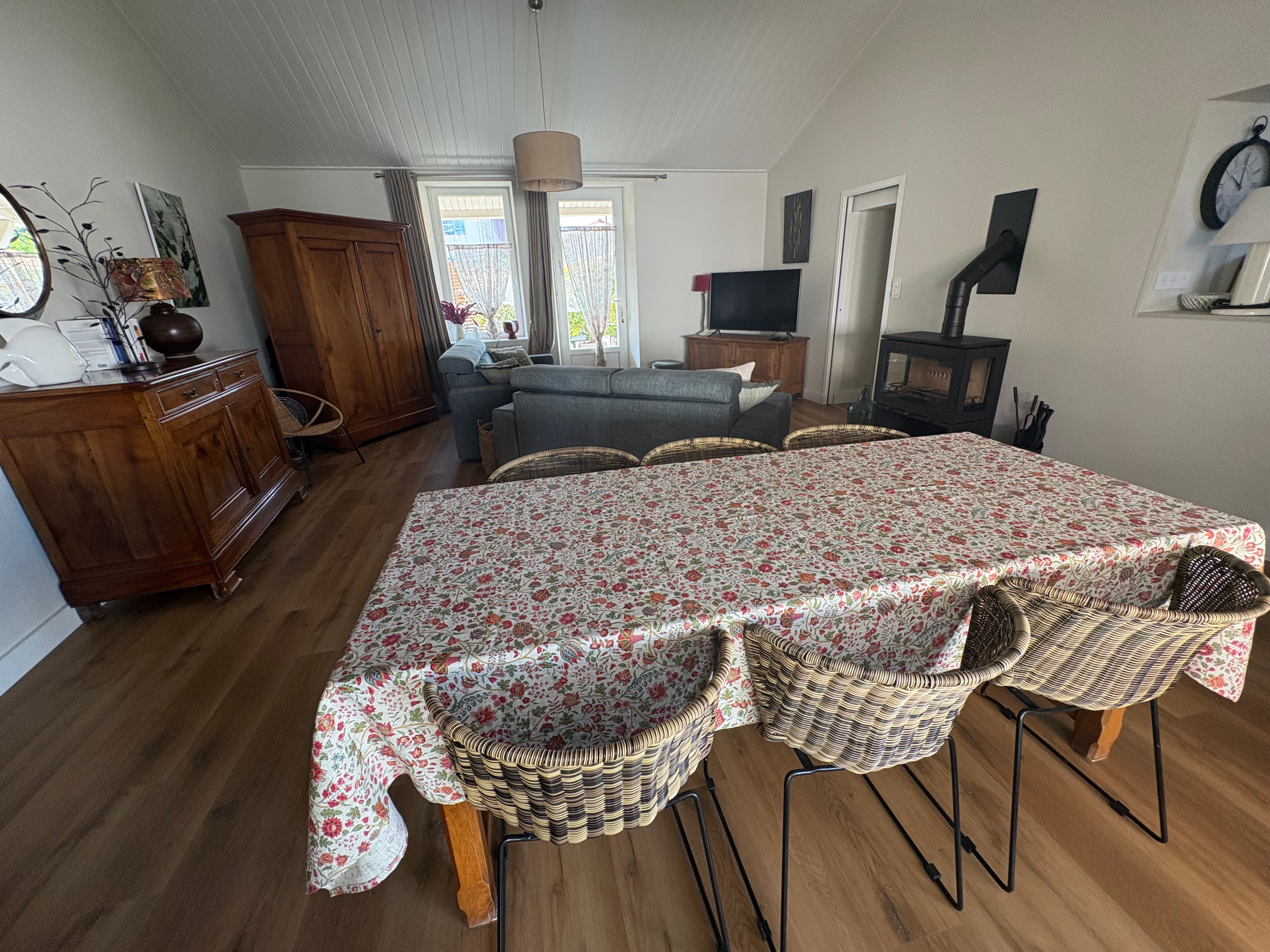 Living area – lounge/living room