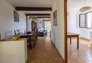 séjour et cuisine séparée