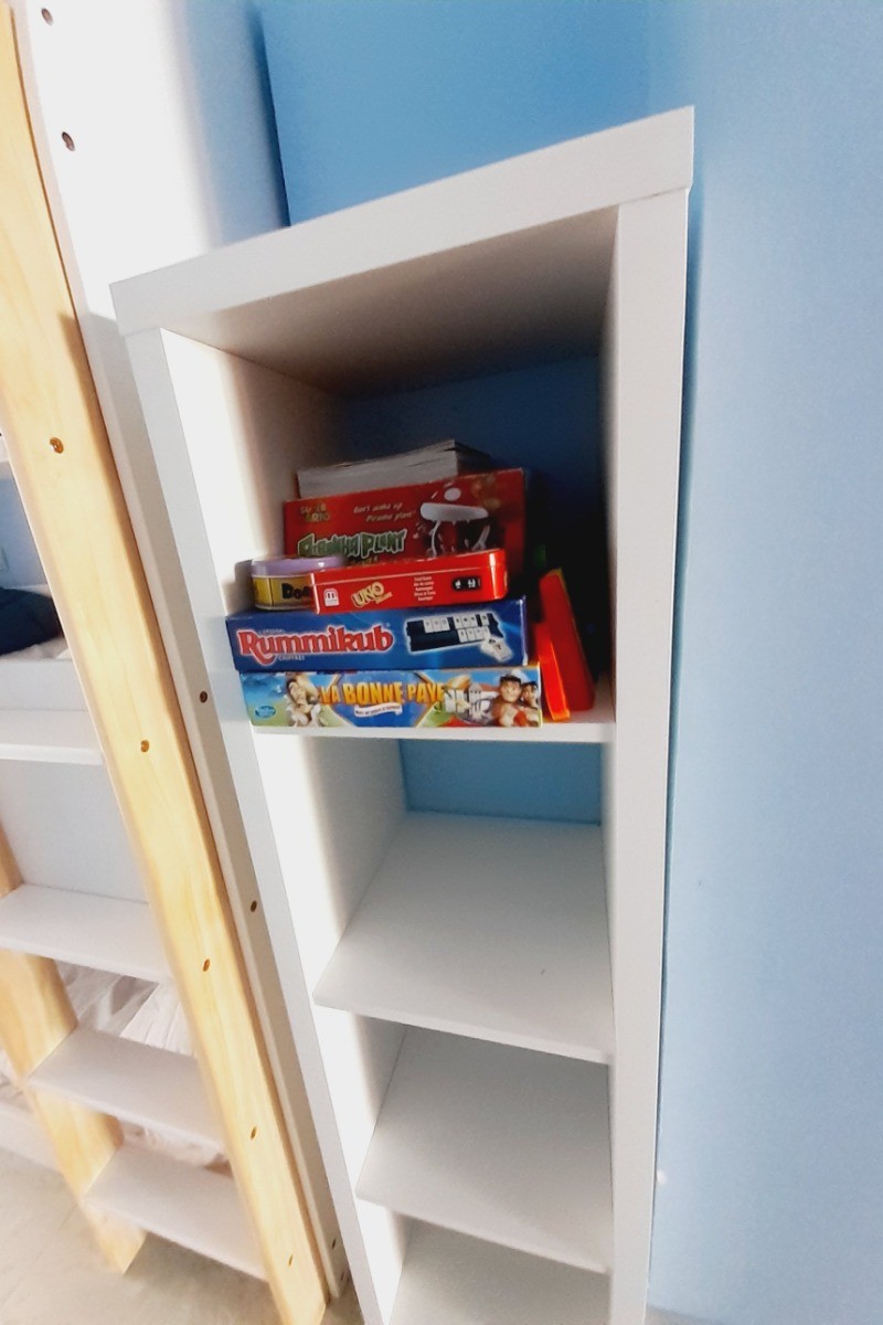 Etagère avec jeux
