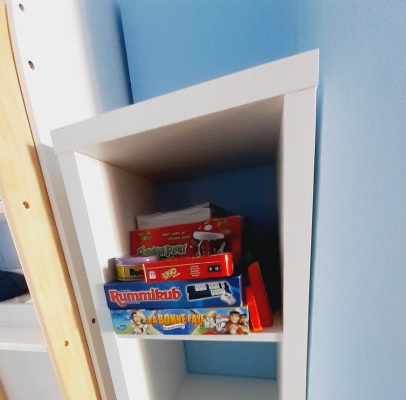 Etagère avec jeux