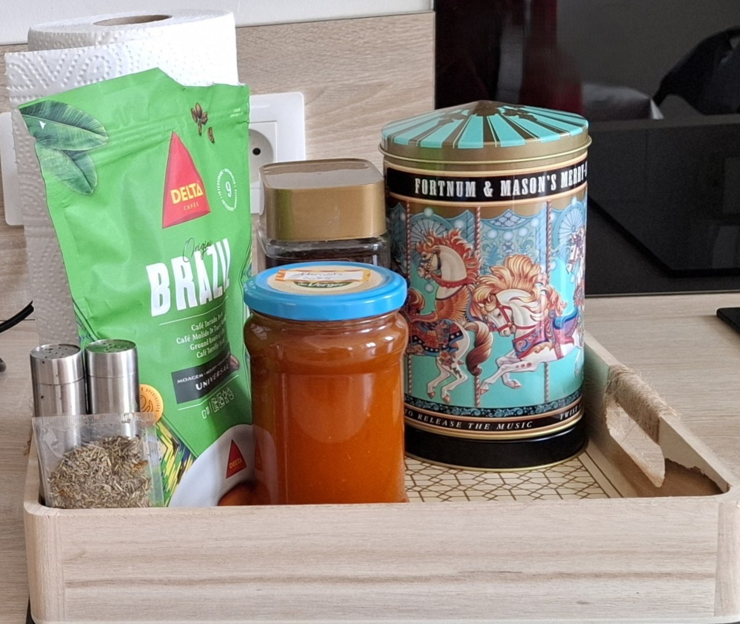 On se prépare un petit café ou un thé ou même un chocolat