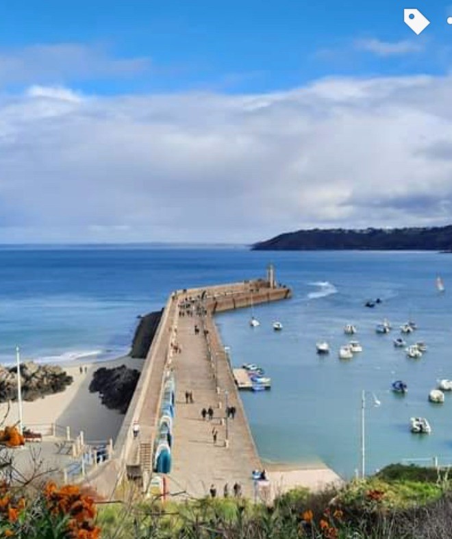 Le petit port de Binic- Apt. de charme 2 pers, vue mer - Plage des Rosaires à PLERIN - COTES D'ARMOR ( BRETAGNE )