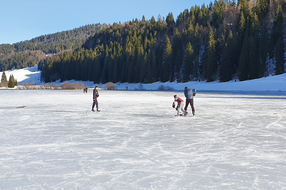 Patinage sur le lac