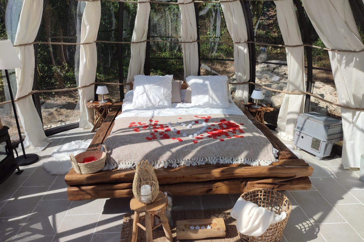 Le Lit Queen Size de la Bulle