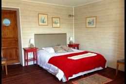 Chambre du 1er étage, 25 m2 avec lit 160x200, dressing et salle de bains attenante
