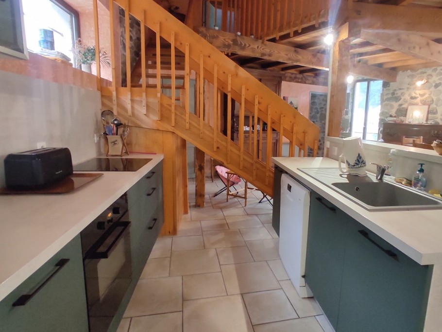 Gîte les pieds dans l'eau - Cuisine équipée
