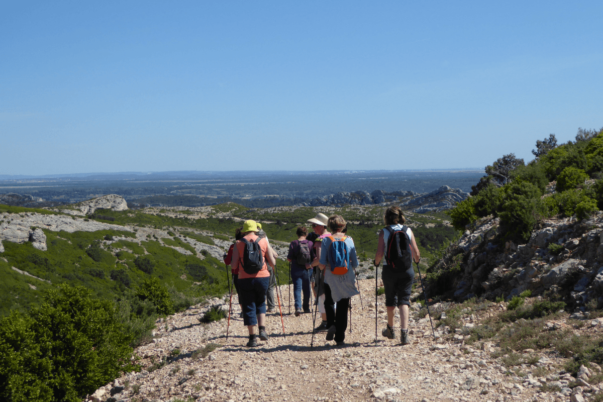 Marche nordique dans les Alpilles