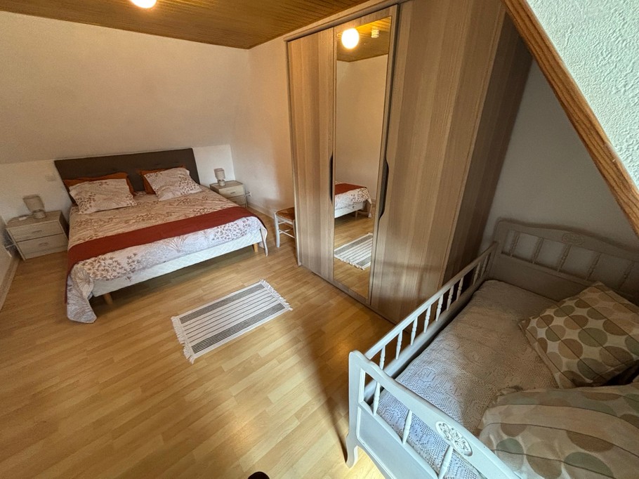 ROOM 2
