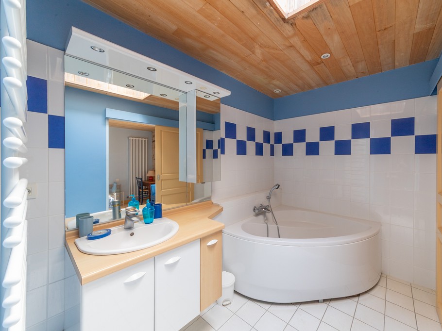 Salle de bain chambre 4