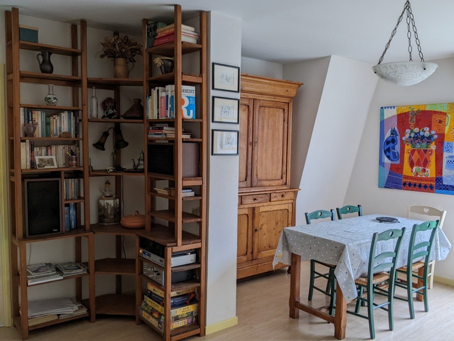 La pièce de vie et son coin repas