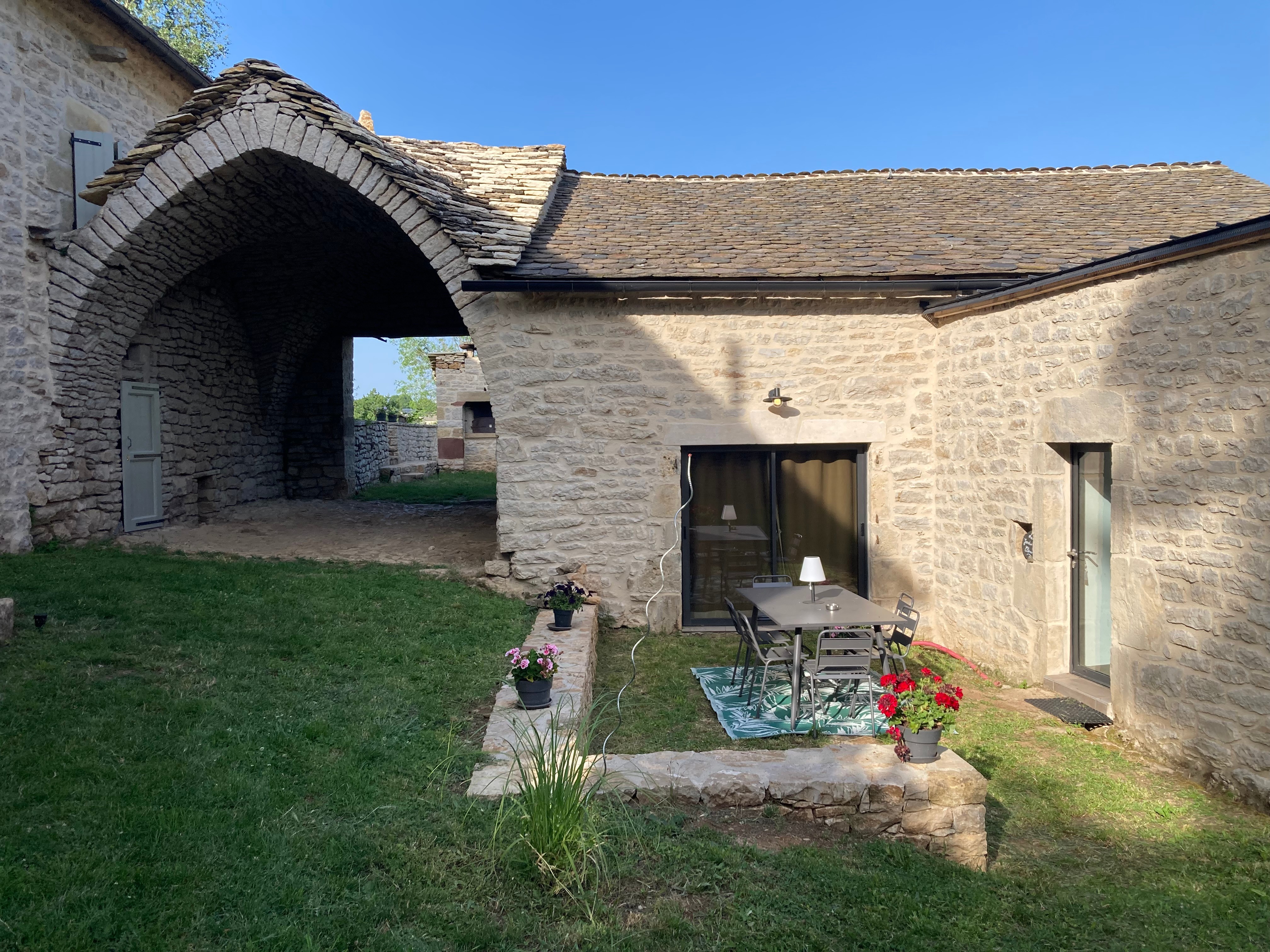Extérieur du gîte Le jardin de Clémence