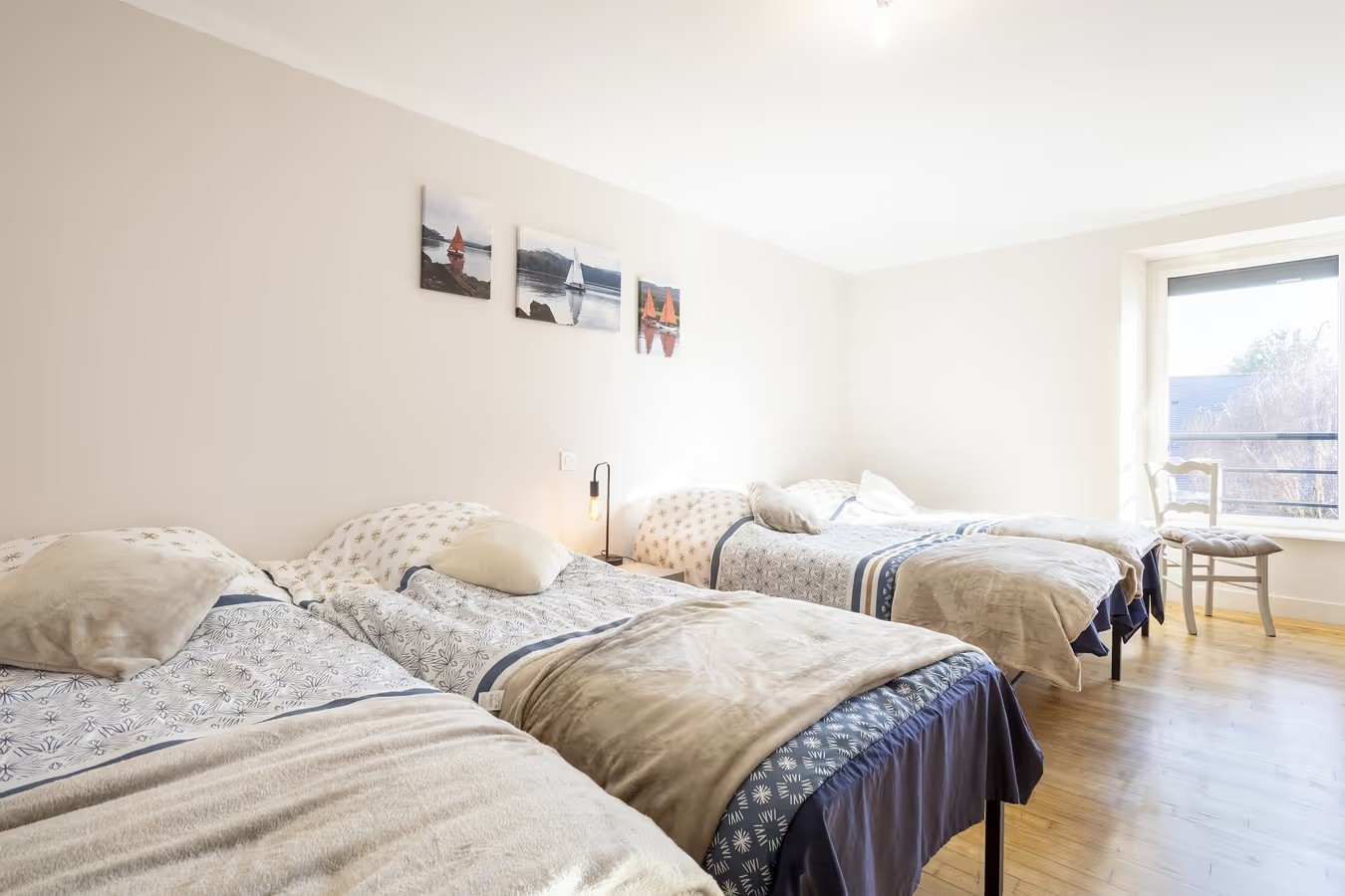 Etage: Chambre 3 avec 4 Lits 180 (possiblité lit 160)