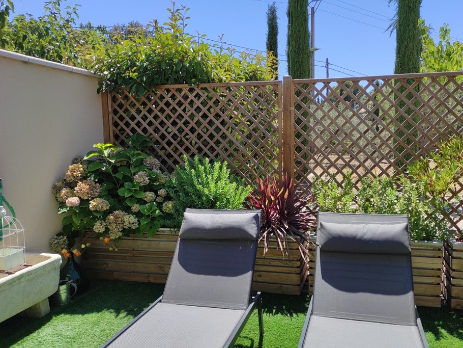 coin détente sud /  vue sur jardin