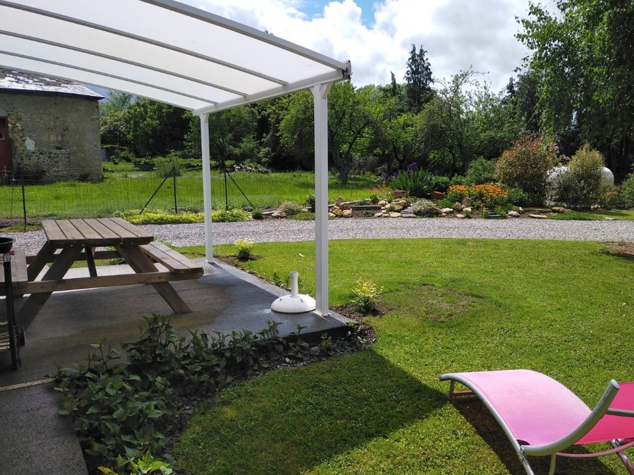 Terrasse couverte privative côté jardin