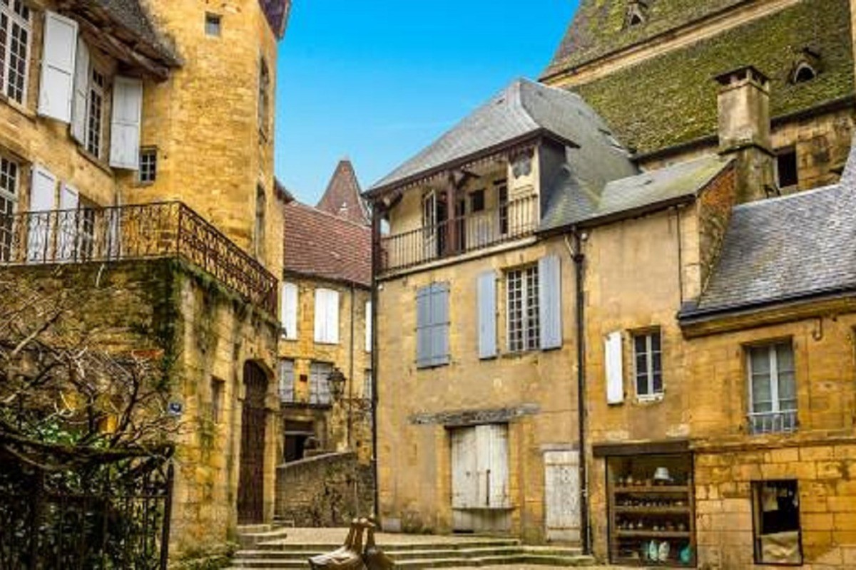 PLACE DES OIES