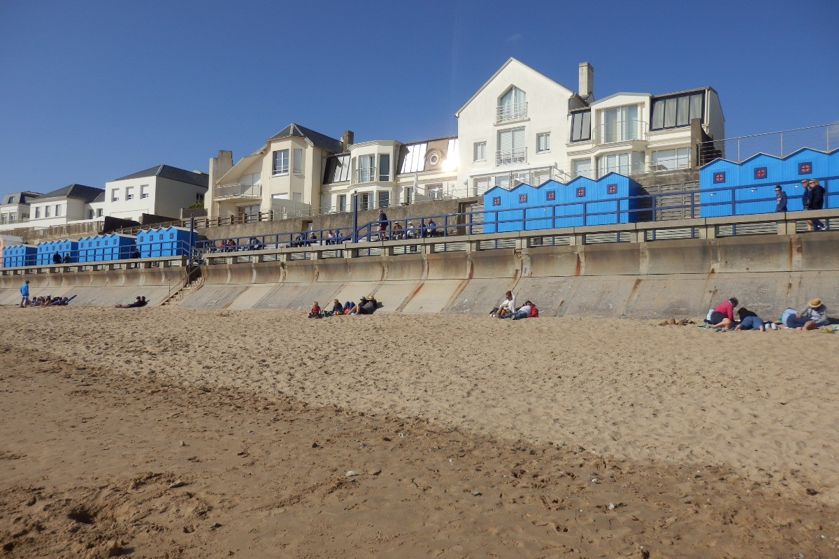 typical Vendée beach hut