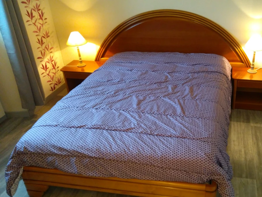 chambre au Rez de Chaussé, avec sa salle de bain privative